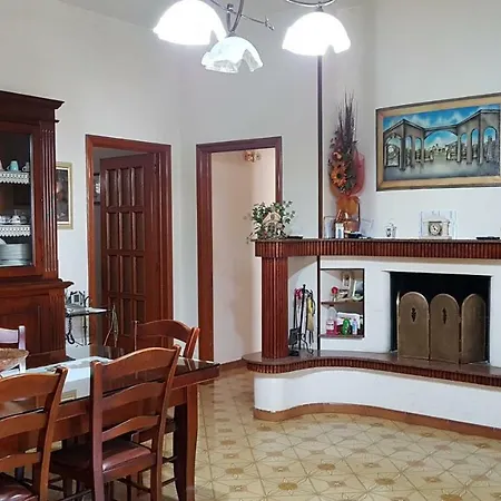 Casa Vacanza Da Ugo Ракале