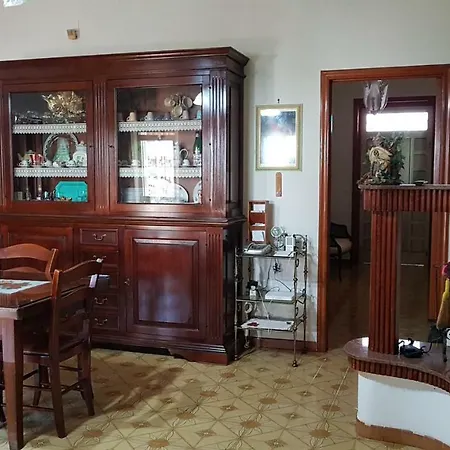 Casa Vacanza Da Ugo * Ракале